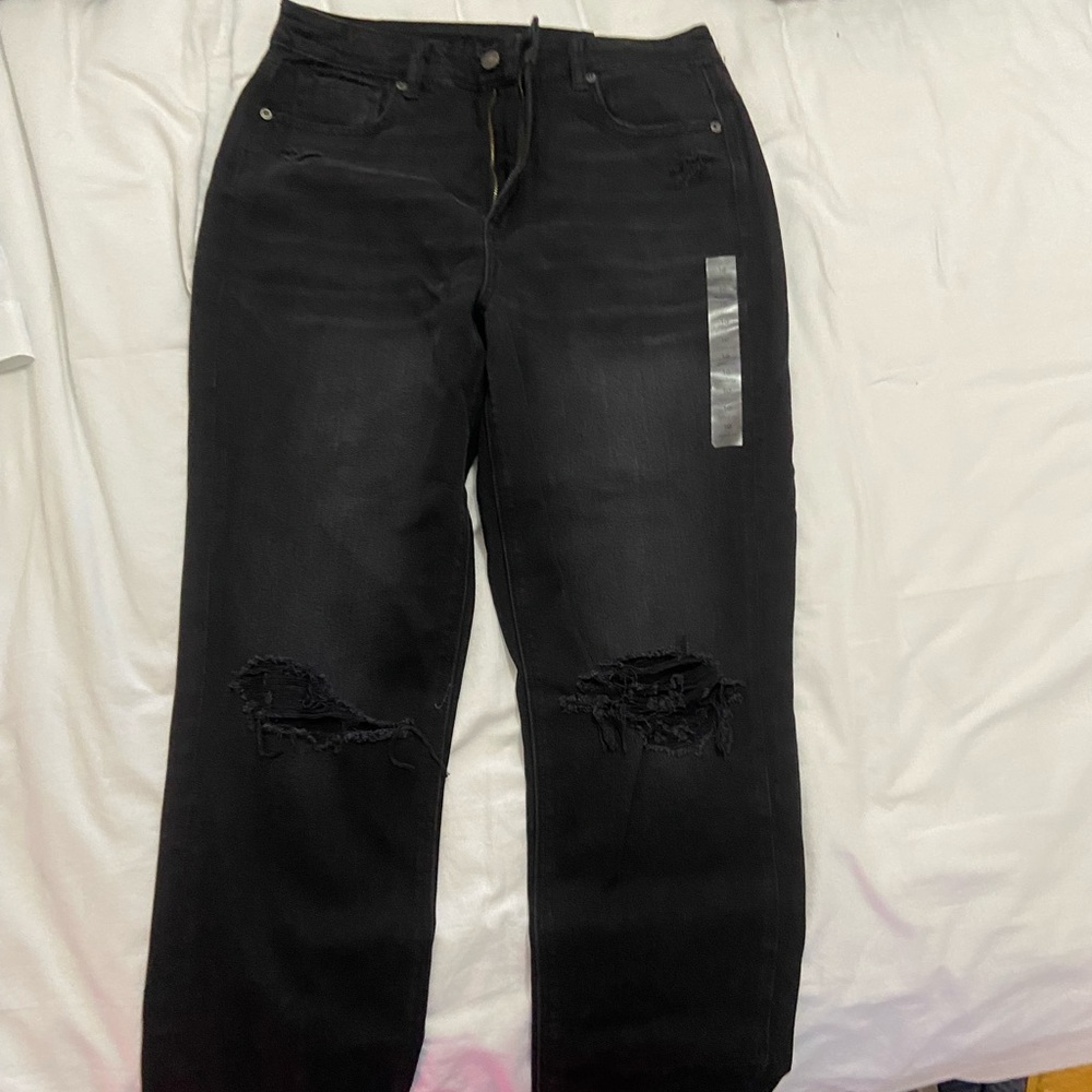 NWT American Eagle Mom Jeans